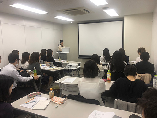 歯科衛生士の全員発表研修会1